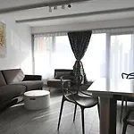 Orion Rs6 By Interhome *